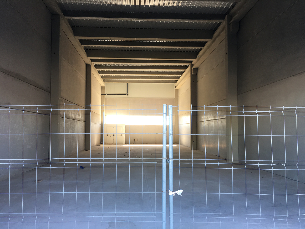 Solver. Adecuación de nave industrial para comercio